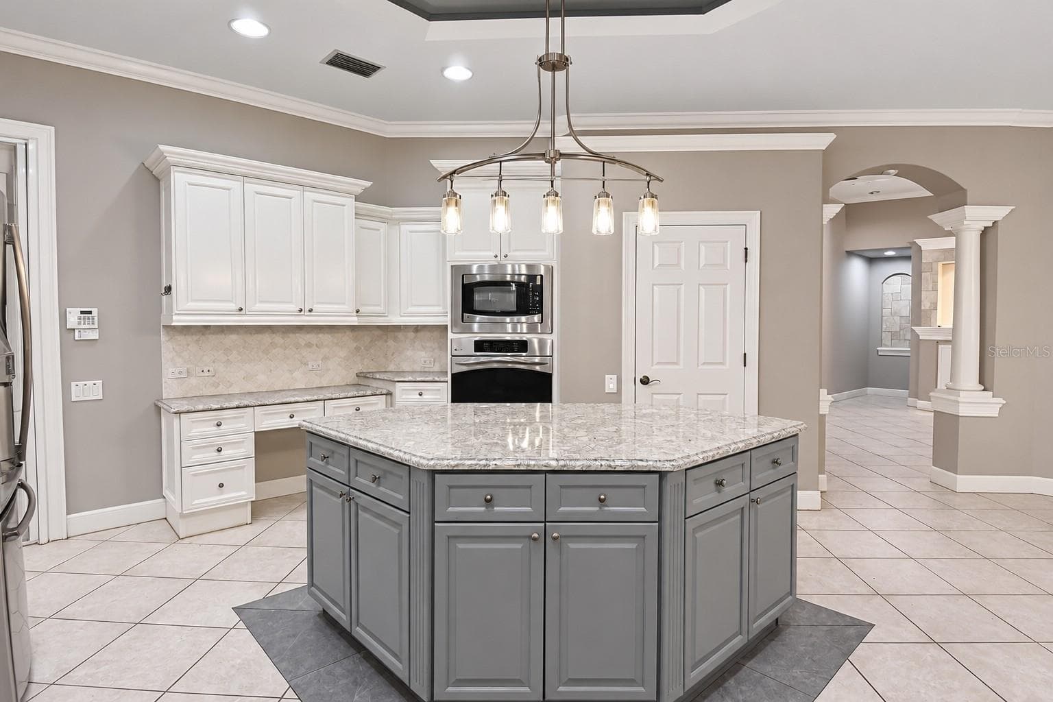 Single Family Residence at 918 SHOALS LANDING DR, BRANDON, photo 20 of 59