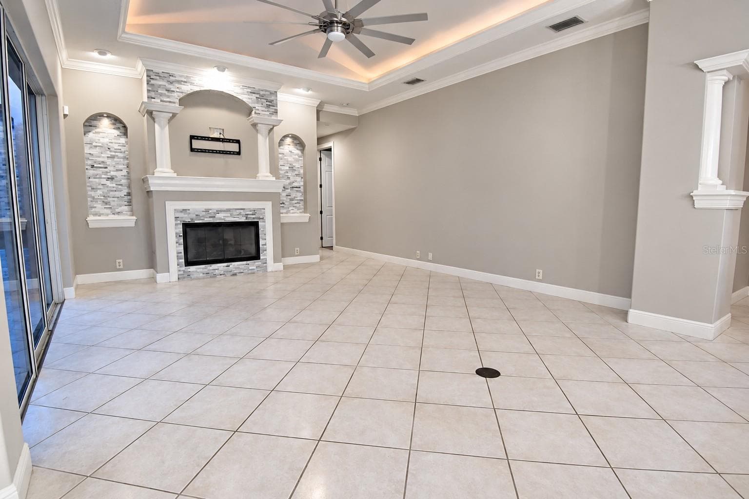 Single Family Residence at 918 SHOALS LANDING DR, BRANDON, photo 26 of 59