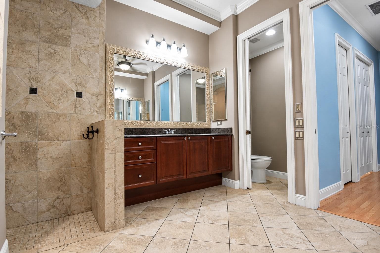 Single Family Residence at 918 SHOALS LANDING DR, BRANDON, photo 34 of 59