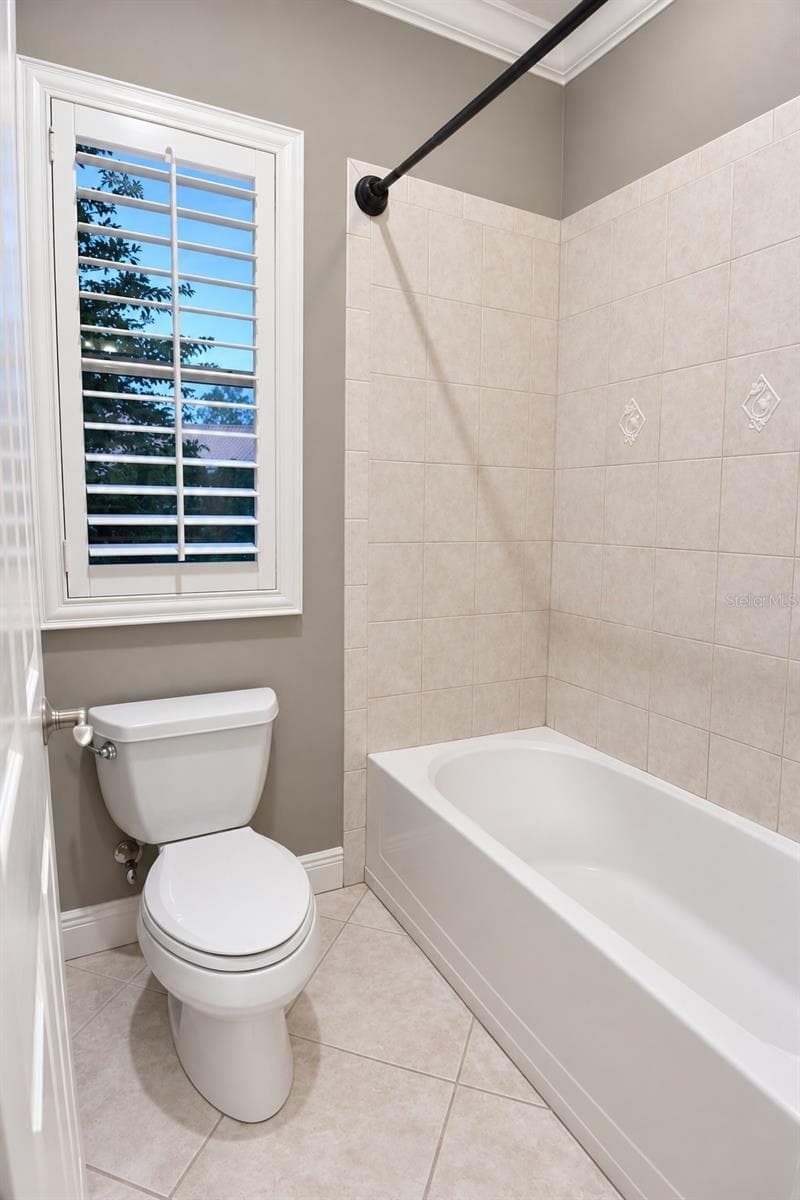 Single Family Residence at 918 SHOALS LANDING DR, BRANDON, photo 40 of 59