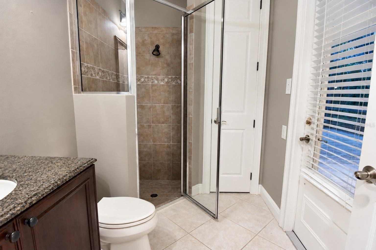 Single Family Residence at 918 SHOALS LANDING DR, BRANDON, photo 43 of 59