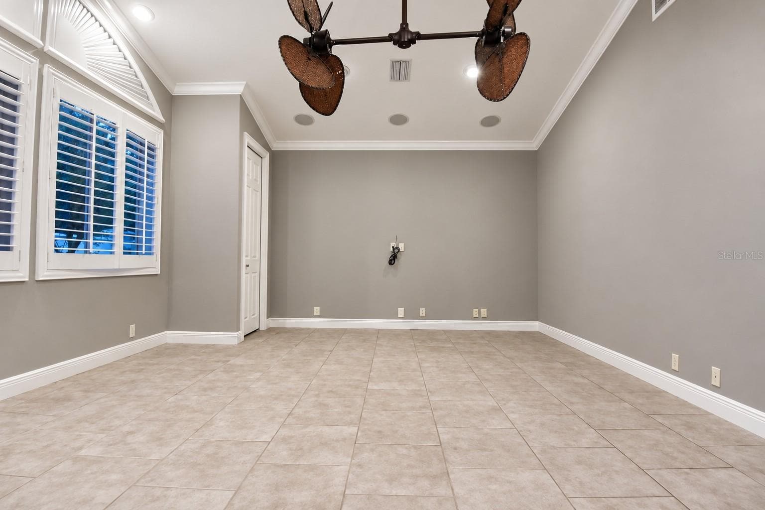 Single Family Residence at 918 SHOALS LANDING DR, BRANDON, photo 45 of 59