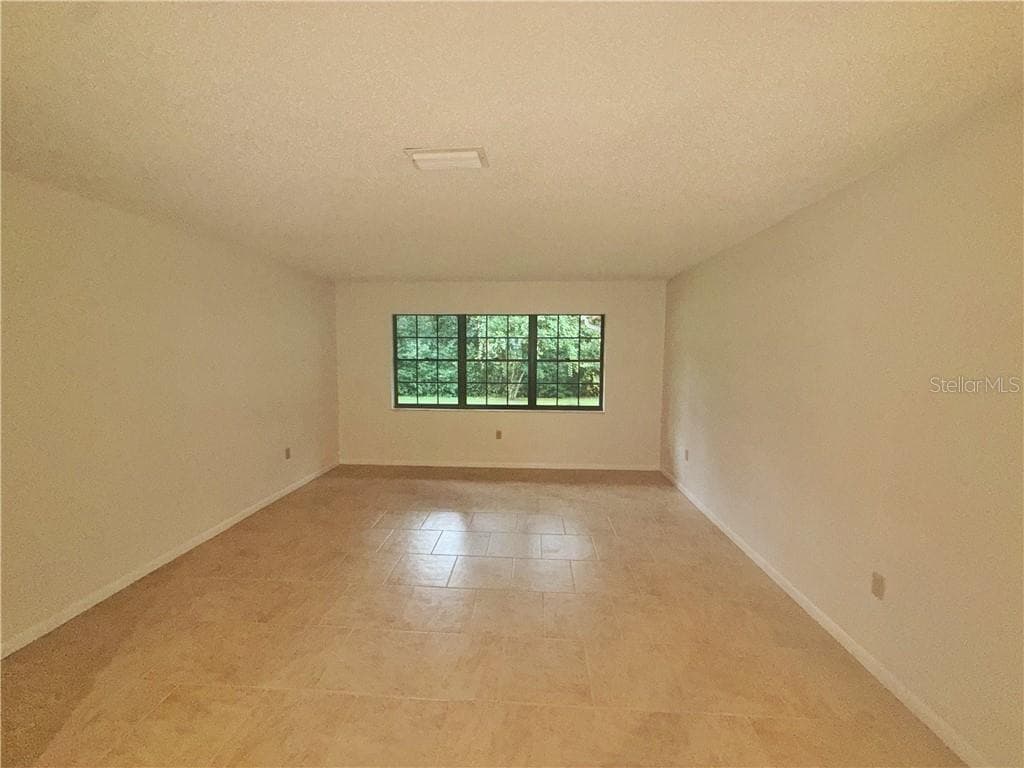 Single Family Residence at 17 Sycamore CIR, HOMOSASSA FL 34446, Homosassa, photo 7 of 45