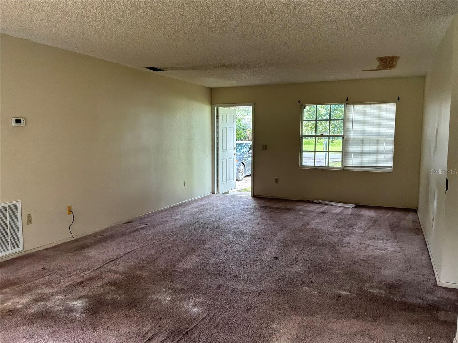 Single Family Residence at 26 WATER TRAK, OCALA, photo 4 of 21