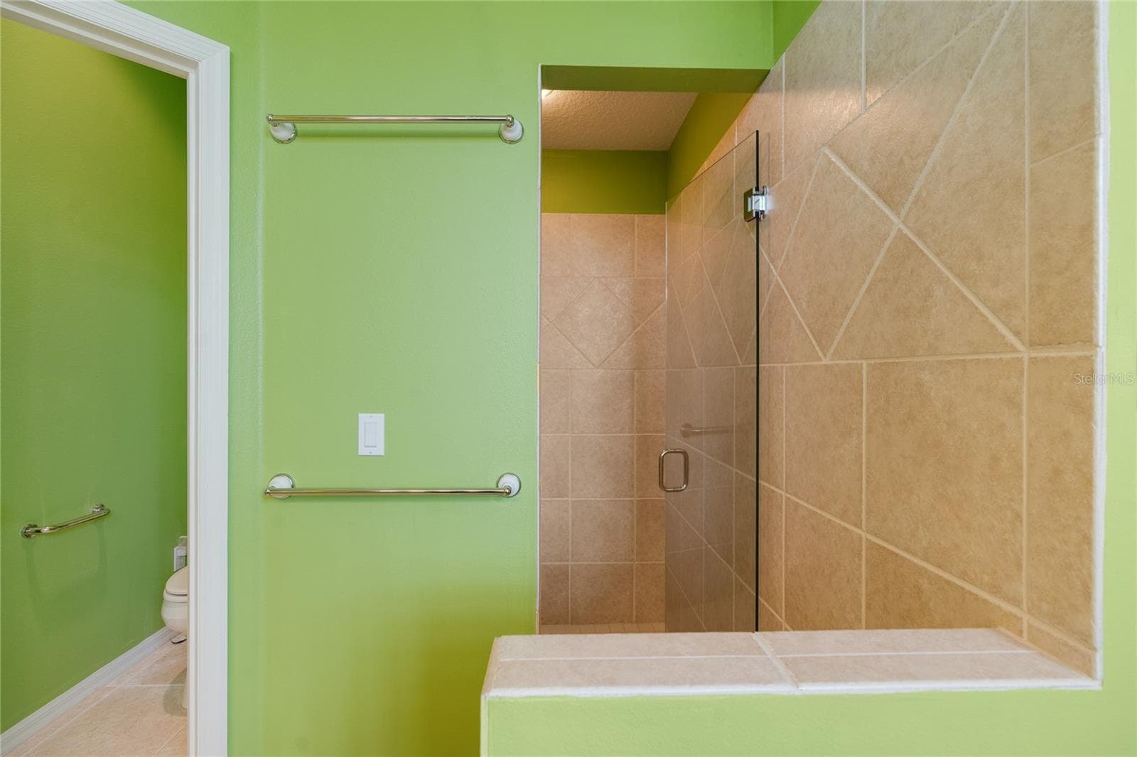 Current wall color - 192 TALL TREES CT, SARASOTA