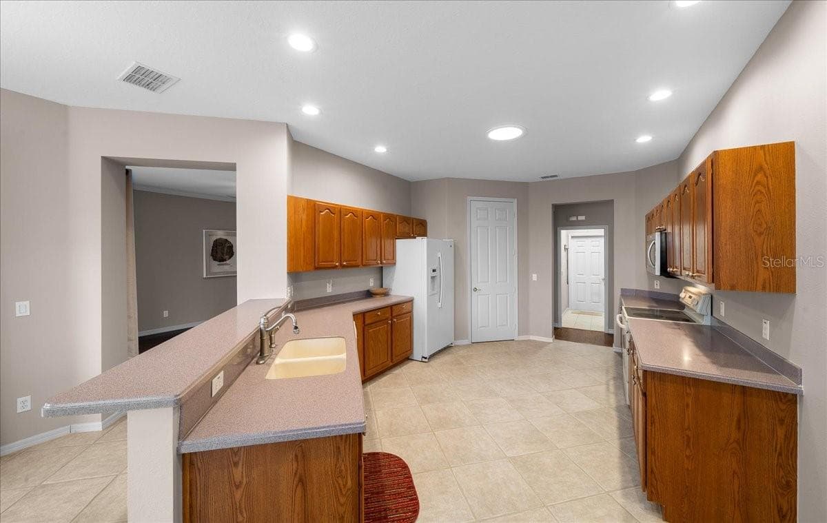 Single Family Residence at 9312 SW 93RD CIR, OCALA, photo 52 of 96