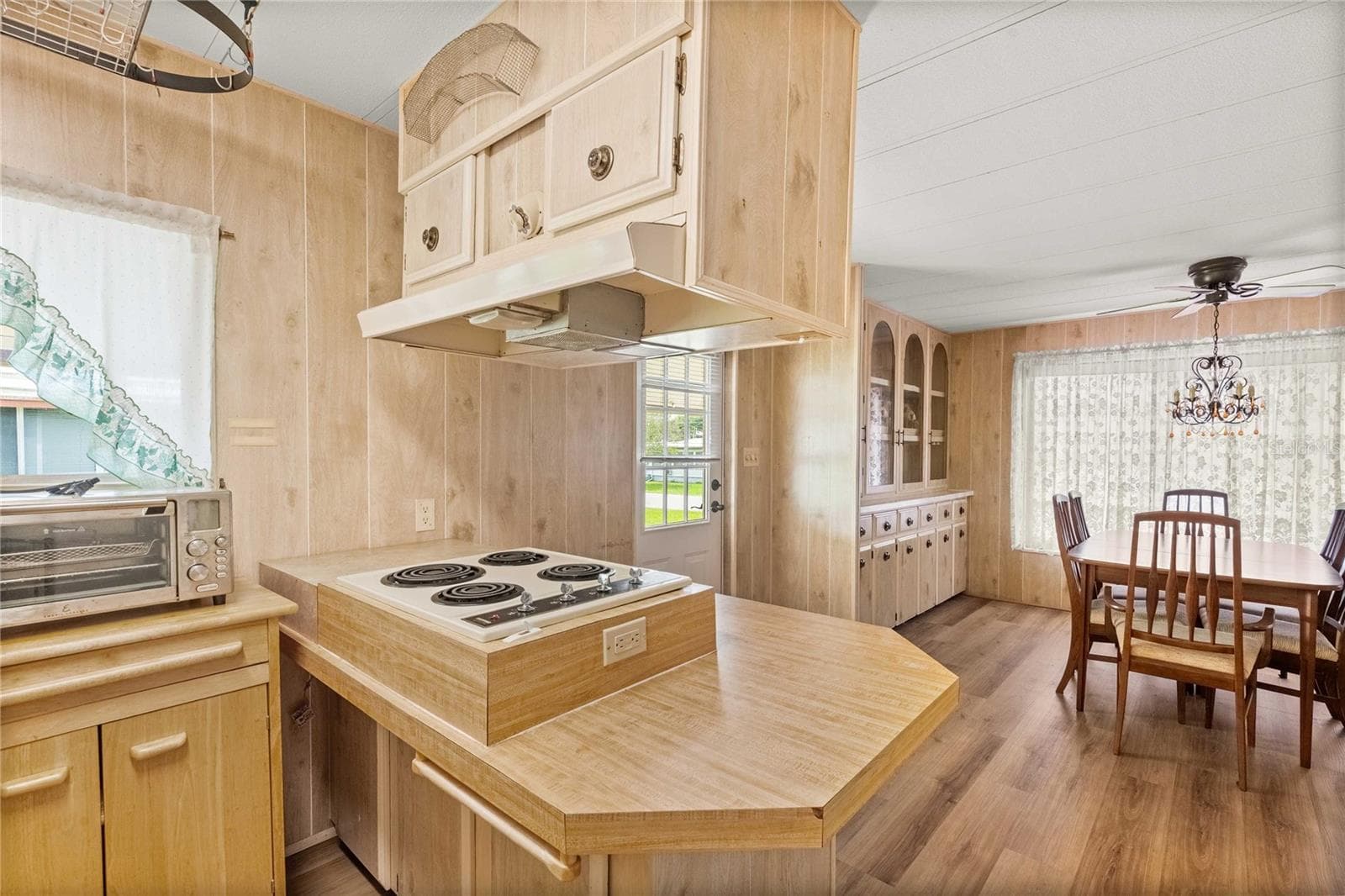 Manufactured Home at 5244 JO ST, ZEPHYRHILLS, photo 10 of 63