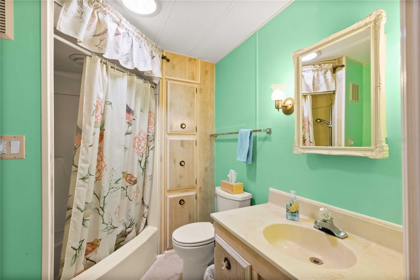 Manufactured Home at 5244 JO ST, ZEPHYRHILLS, photo 20 of 63