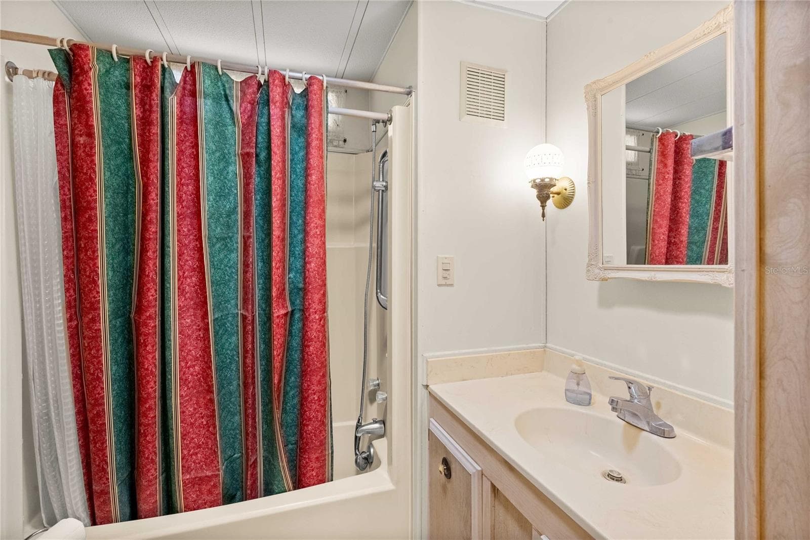 Manufactured Home at 5244 JO ST, ZEPHYRHILLS, photo 22 of 63