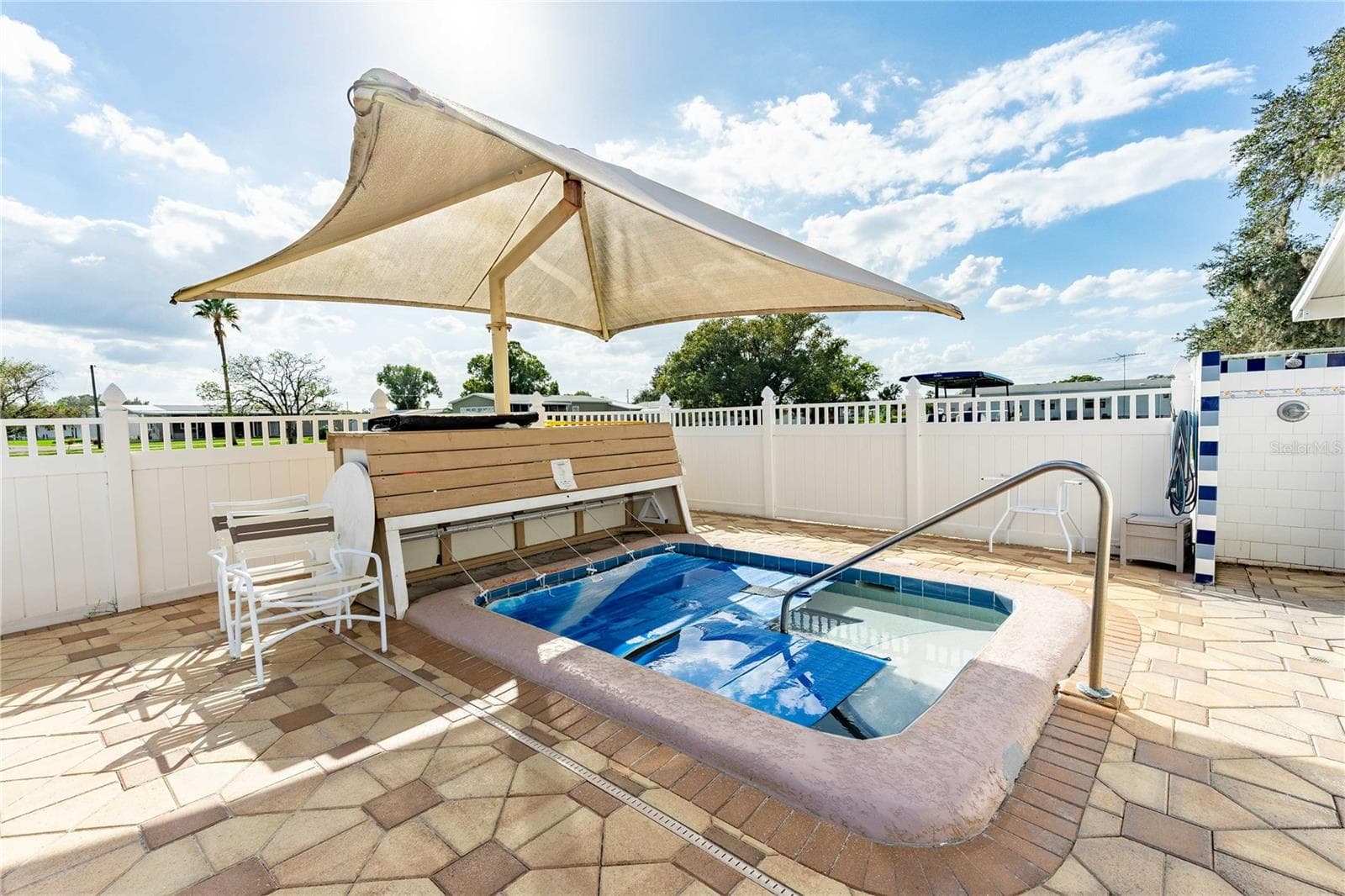 Community hot tubs. - 5244 JO ST, ZEPHYRHILLS