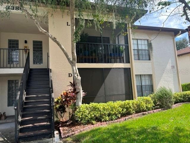 3389 CRYSTAL CT E #D