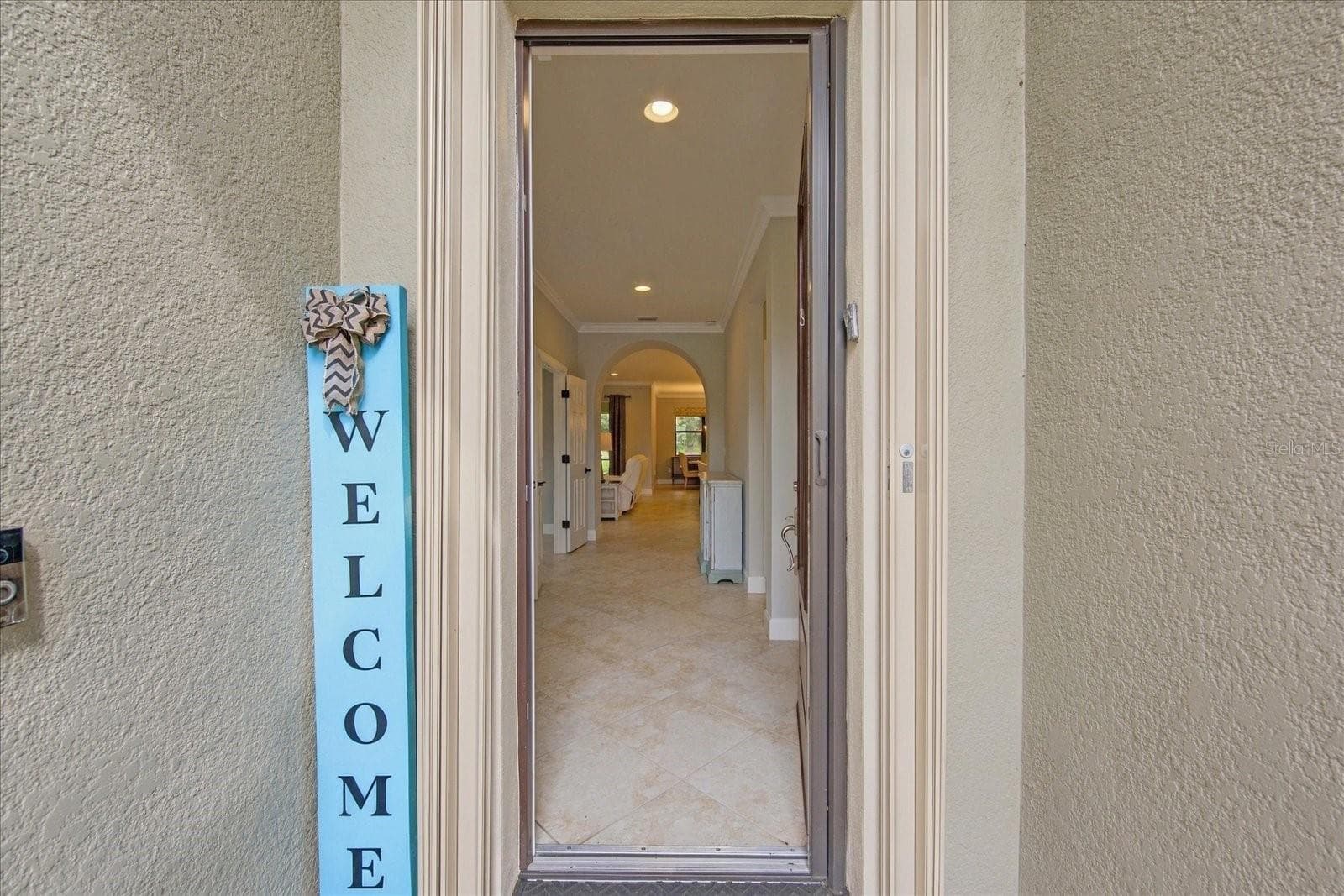 Single Family Residence at 17218 SEAFORD WAY, LAKEWOOD RANCH, photo 5 of 98