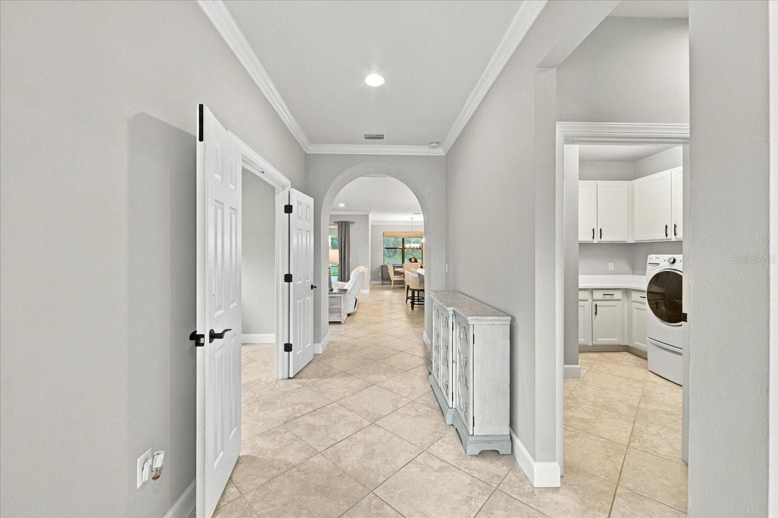 Single Family Residence at 17218 SEAFORD WAY, LAKEWOOD RANCH, photo 7 of 98
