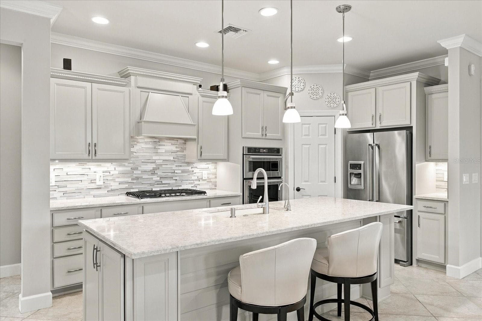 Single Family Residence at 17218 SEAFORD WAY, LAKEWOOD RANCH, photo 14 of 98