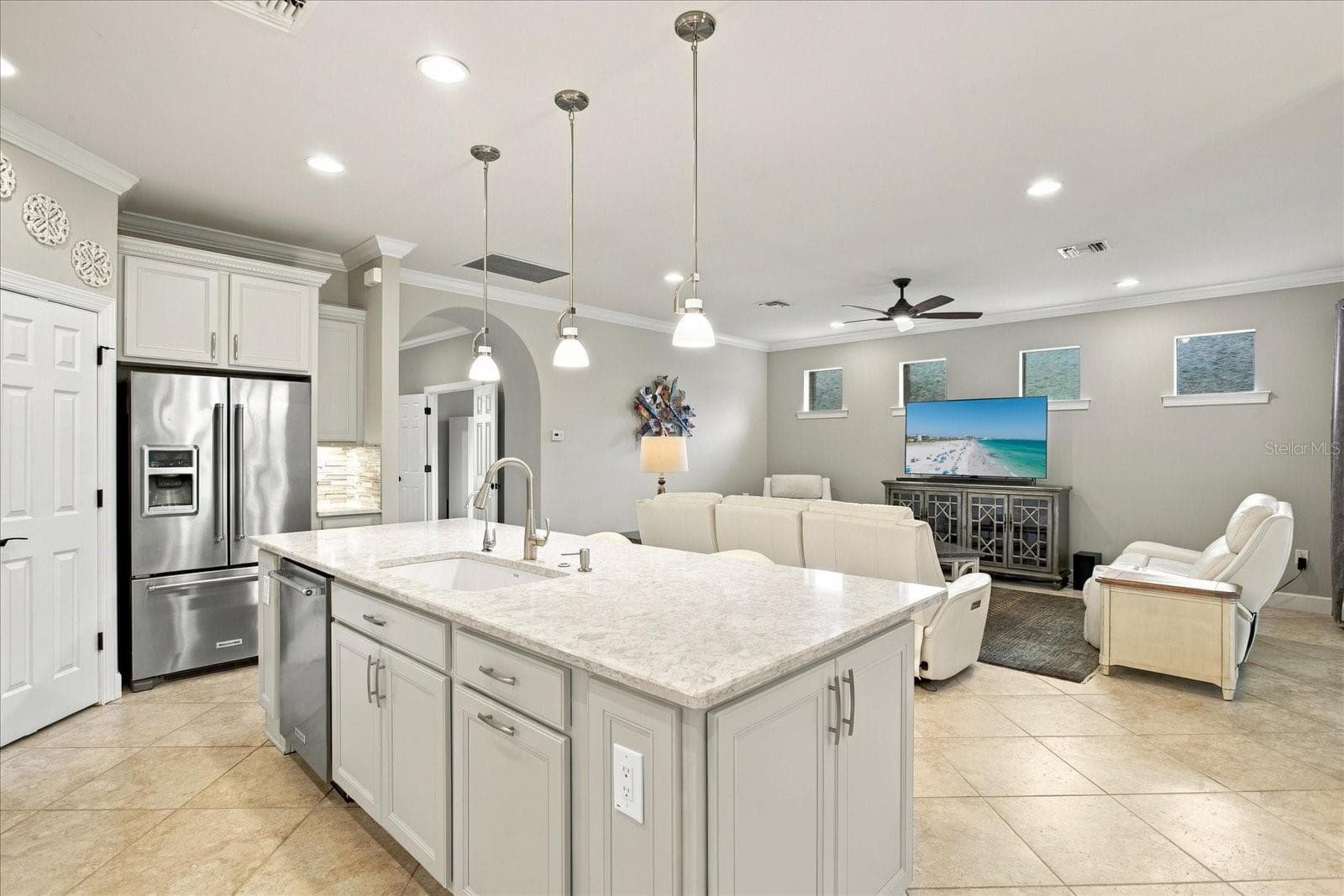 Single Family Residence at 17218 SEAFORD WAY, LAKEWOOD RANCH, photo 16 of 98