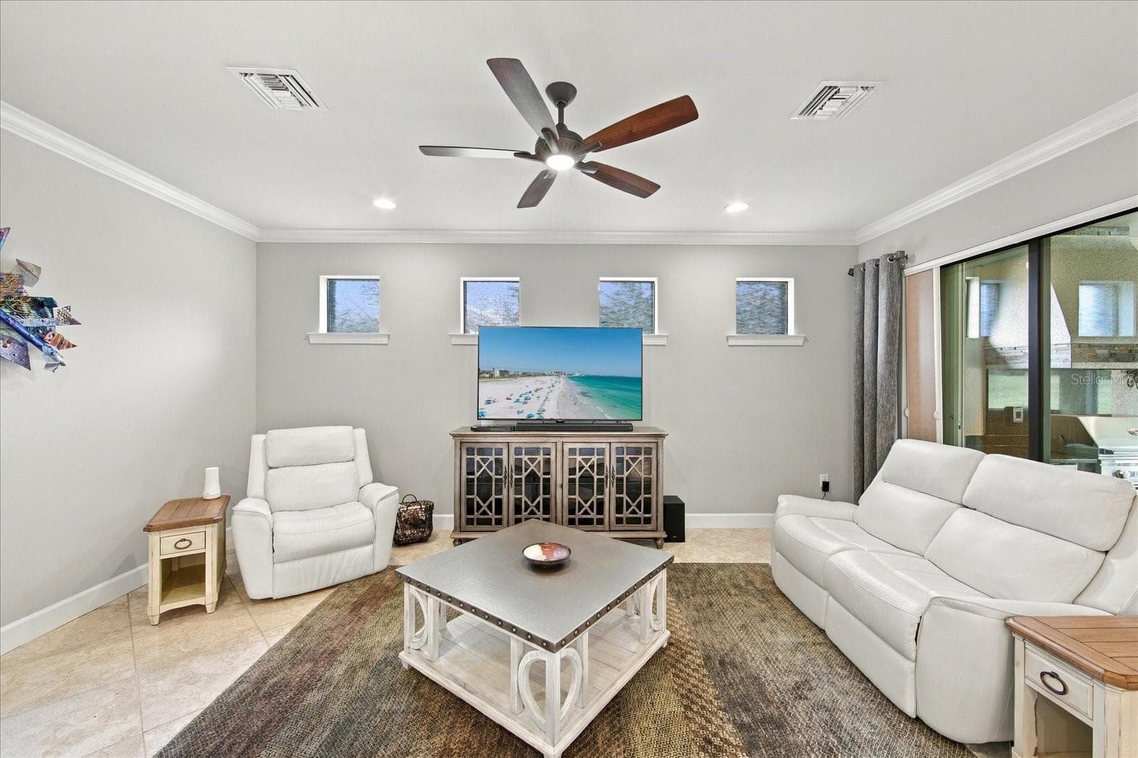 Single Family Residence at 17218 SEAFORD WAY, LAKEWOOD RANCH, photo 18 of 98