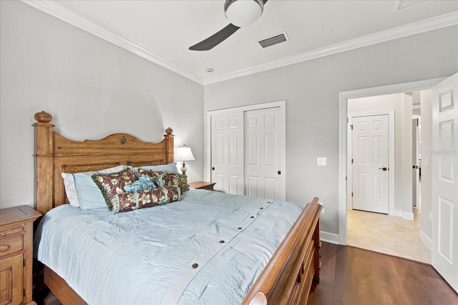 Single Family Residence at 17218 SEAFORD WAY, LAKEWOOD RANCH, photo 36 of 98