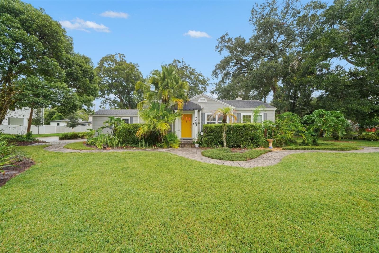 Single Family Residence at 2005 E MARKS ST, ORLANDO, photo 2 of 28