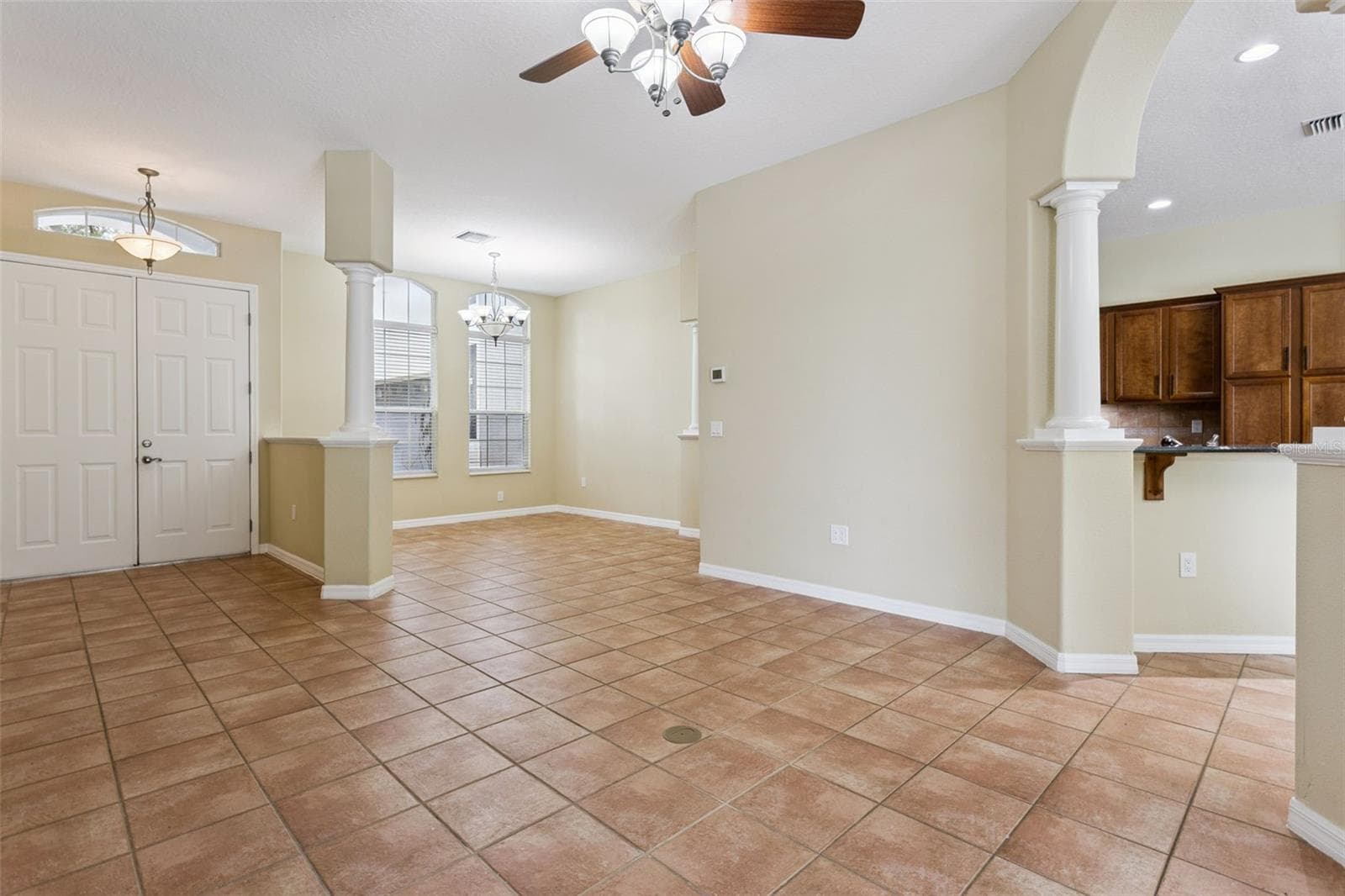 Single Family Residence at 949 HAWK LNDG, FRUITLAND PARK, photo 6 of 63