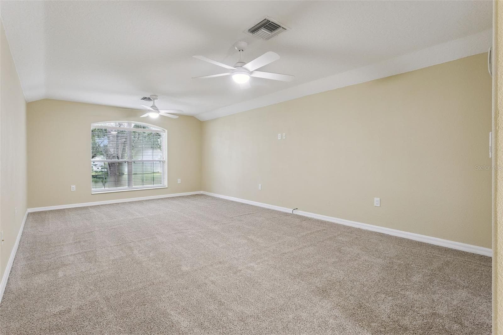 Single Family Residence at 949 HAWK LNDG, FRUITLAND PARK, photo 23 of 63