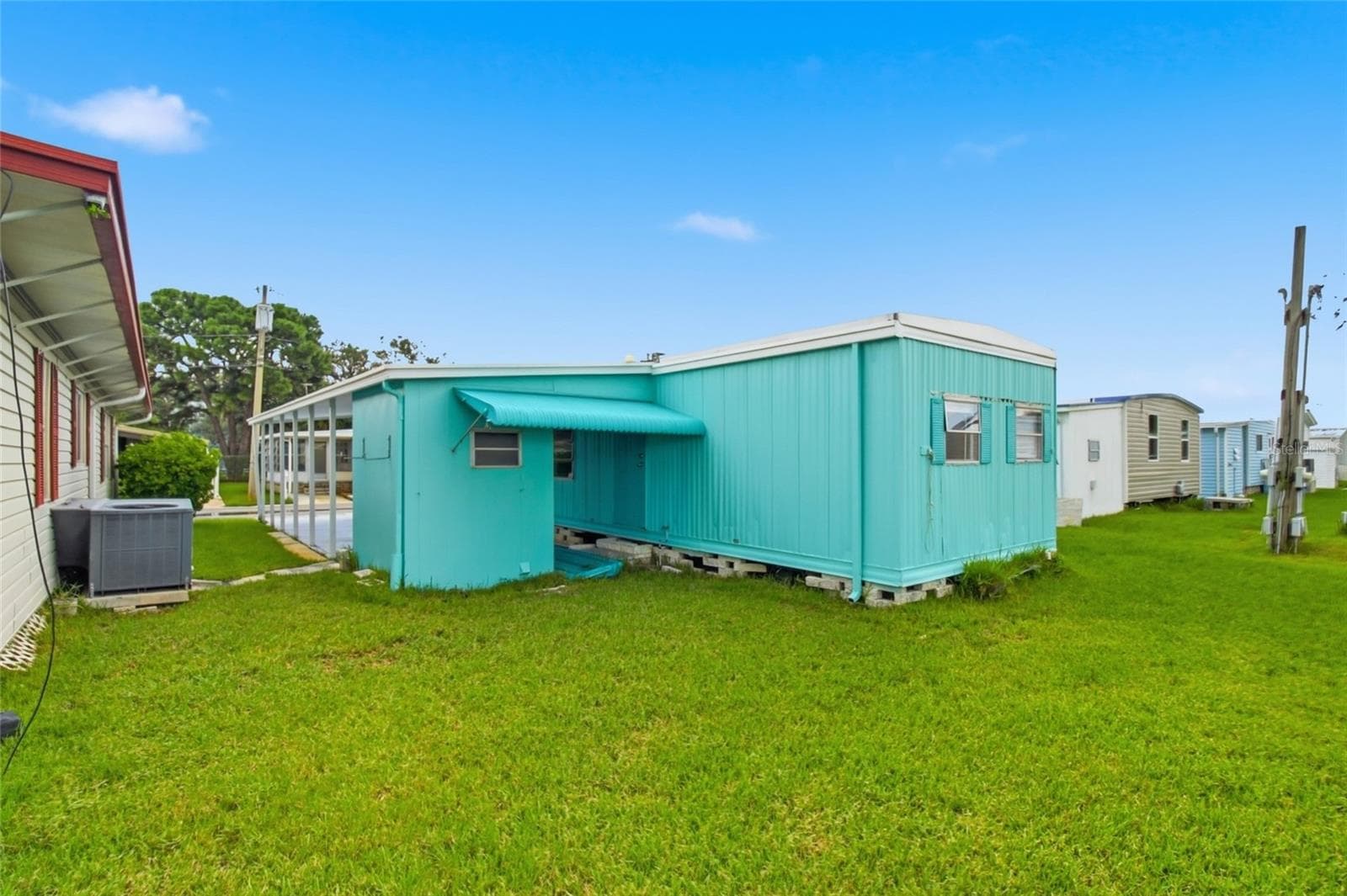 Mobile Home to be removed - 85 YAWL LN #85, PALM HARBOR