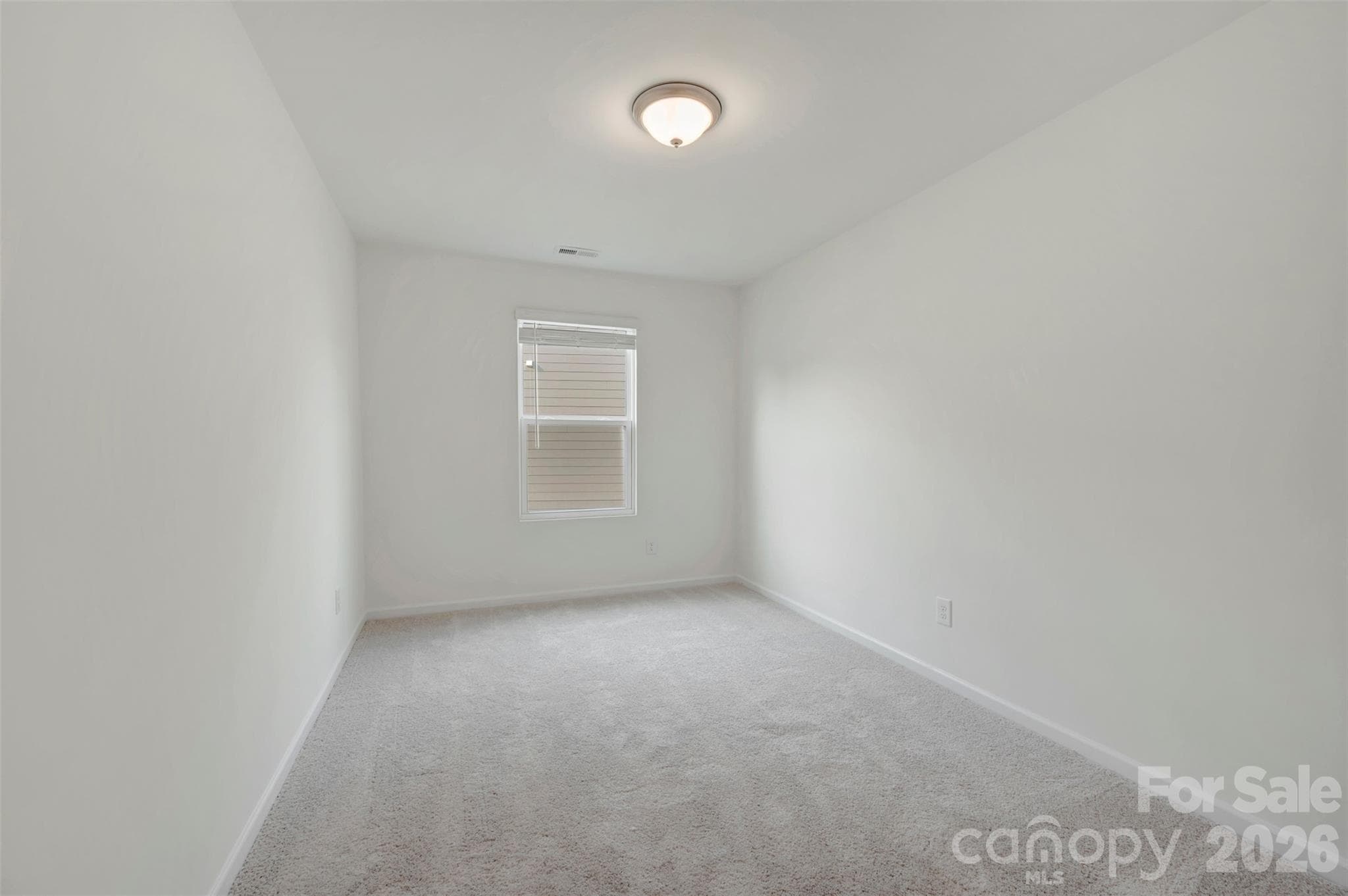 Loft - 1529 Kate Cecil Way, York