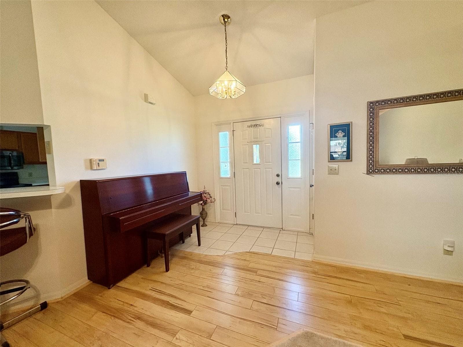Bright Entry Way - 922 CHELSEA WAY, LAKE WALES