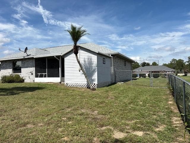 Side Yard - 922 CHELSEA WAY, LAKE WALES
