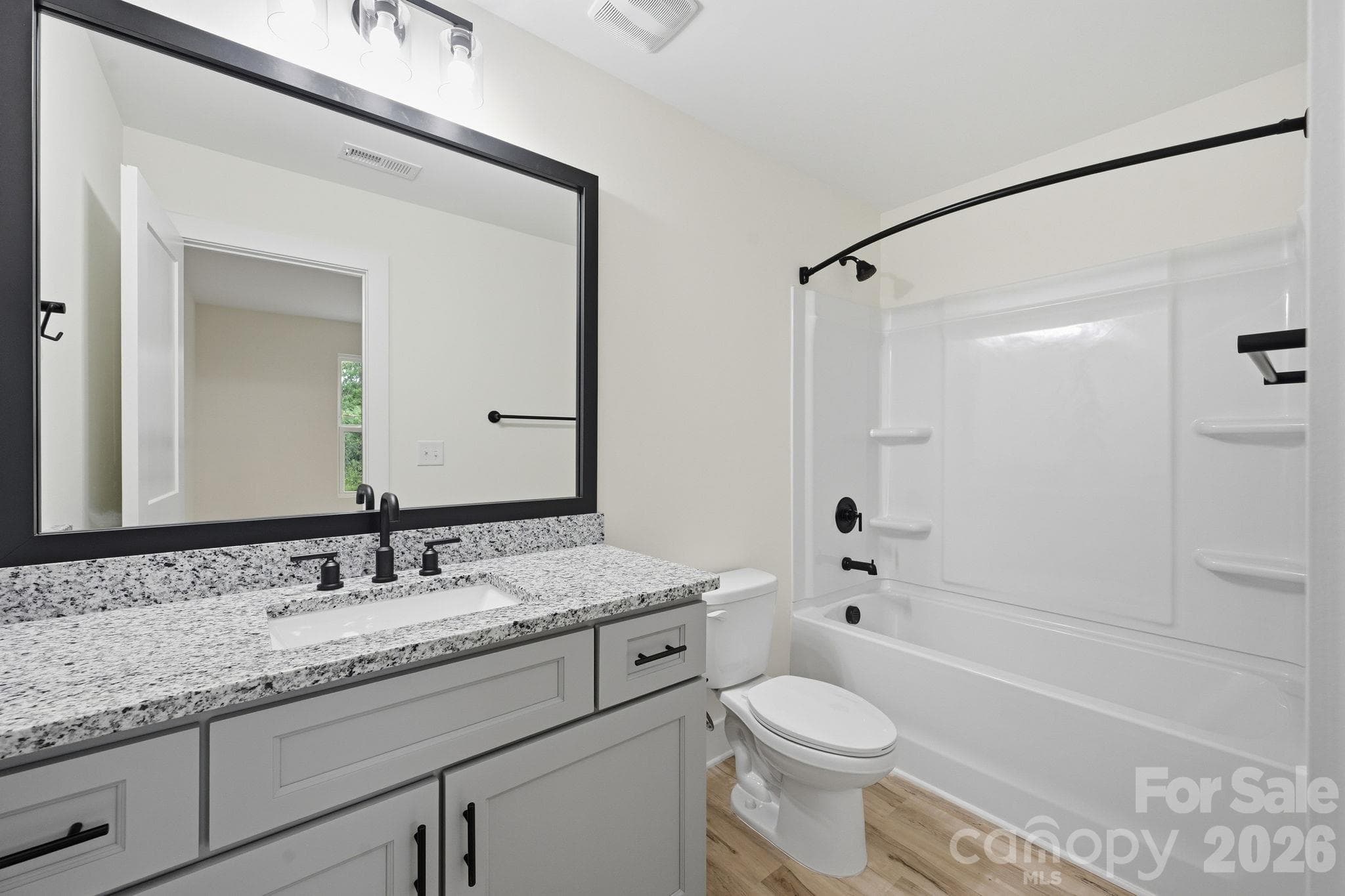 Duplex at 101/103 Baldwin Avenue, Spencer, photo 8 of 10