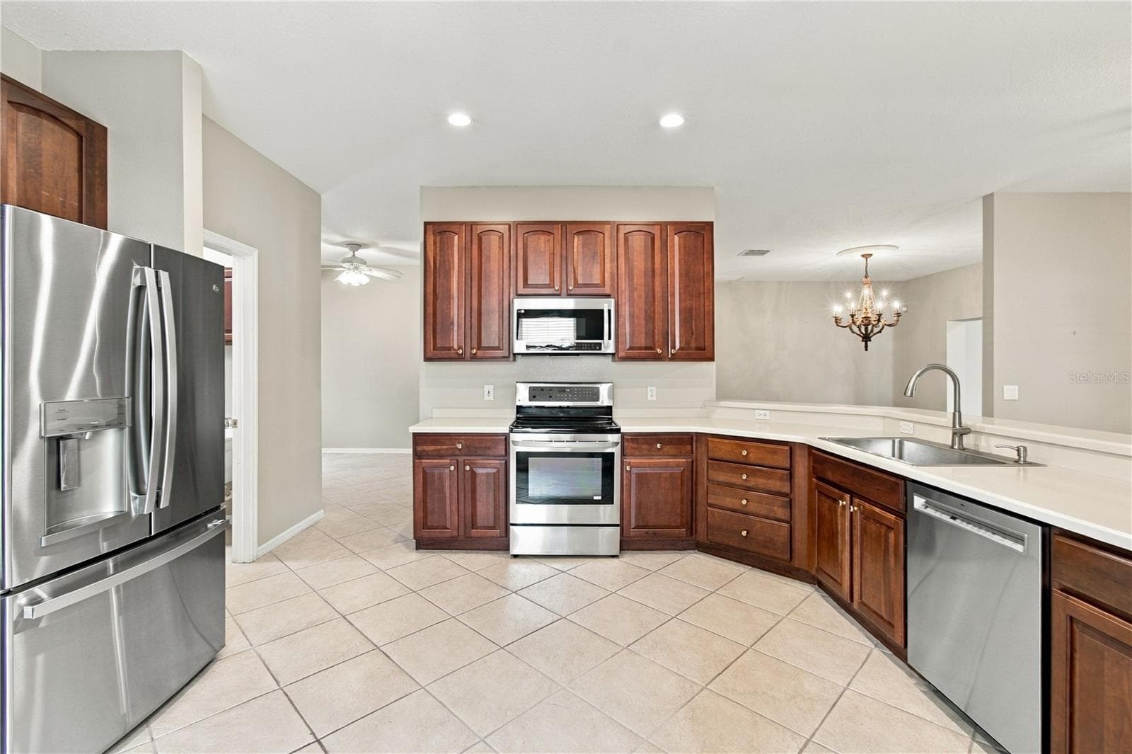 Single Family Residence at 352 HAMRICK DR, POINCIANA, photo 20 of 76