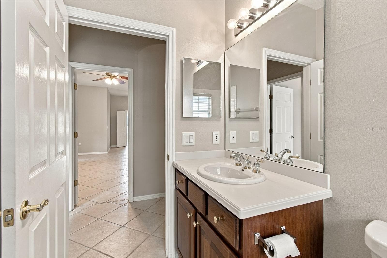 Single Family Residence at 352 HAMRICK DR, POINCIANA, photo 43 of 76