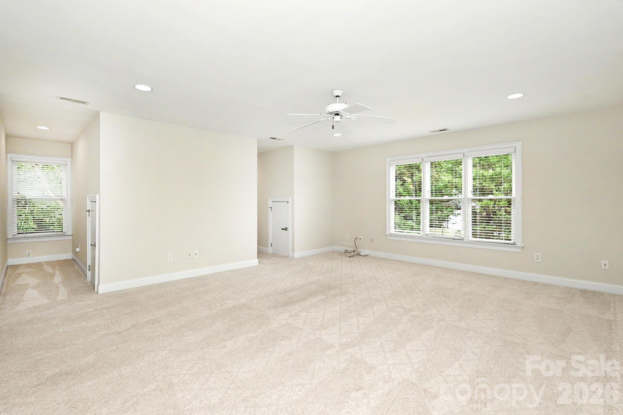 Bonus room above garage - 4320 Town And Country Drive, Charlotte