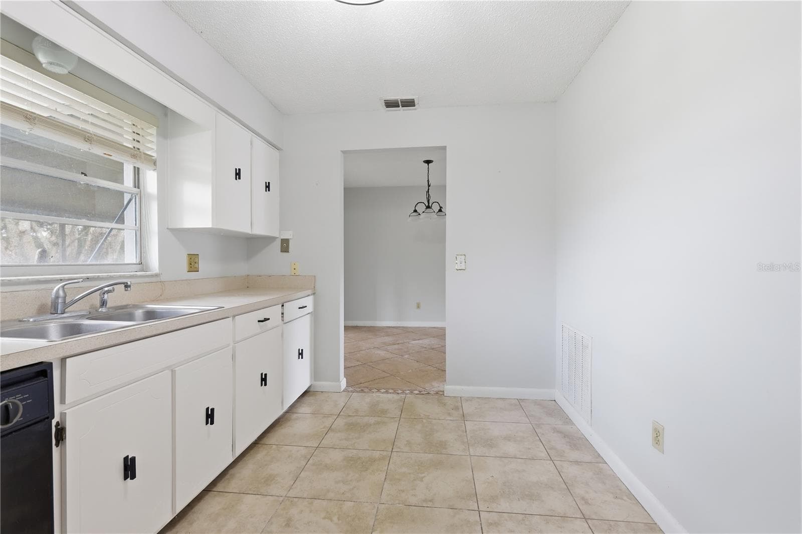 Single Family Residence at 1238 AZORA DR, DELTONA, photo 12 of 25