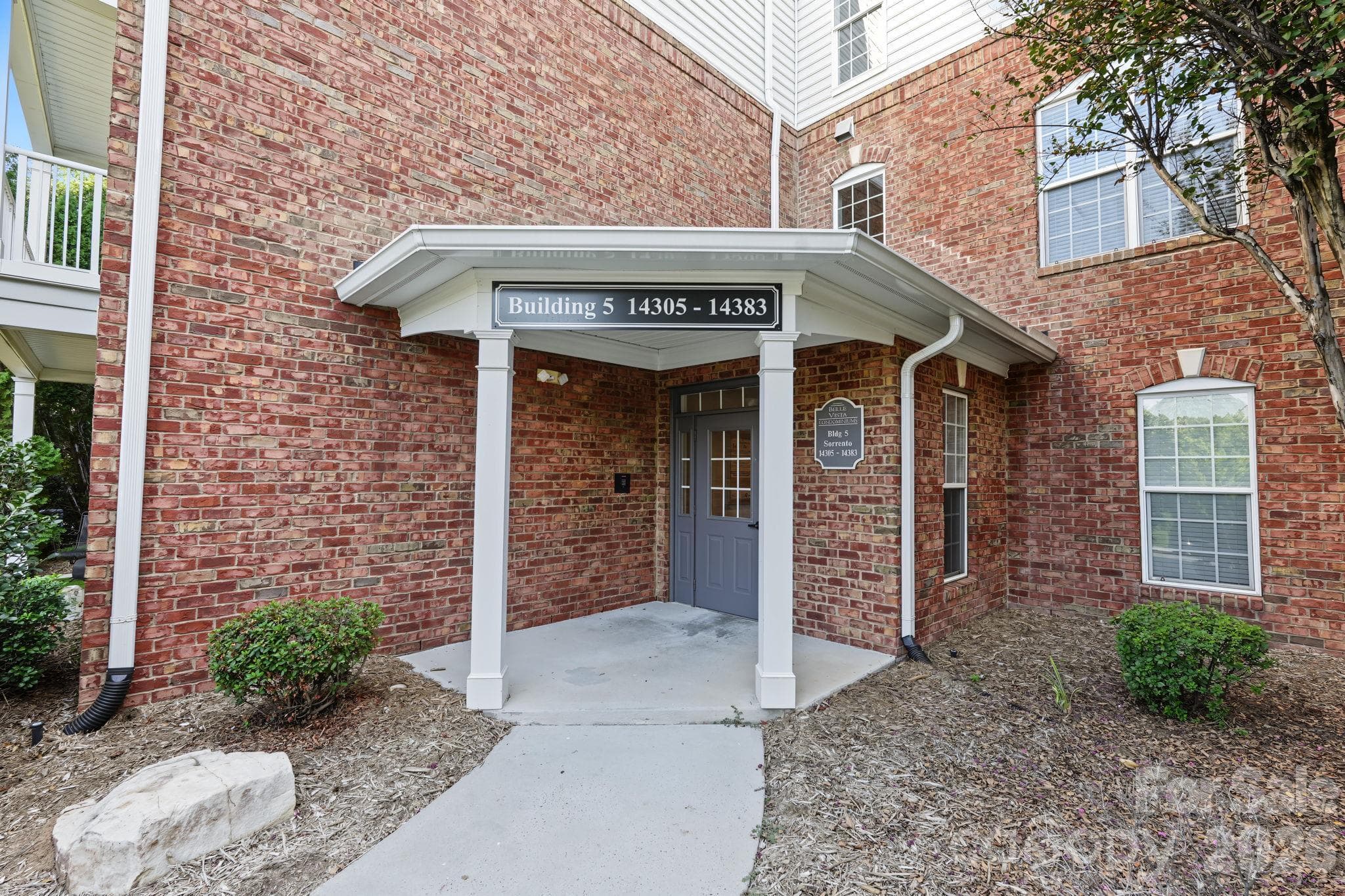 Condominium at 14331 San Paolo Lane, Charlotte, photo 10 of 48