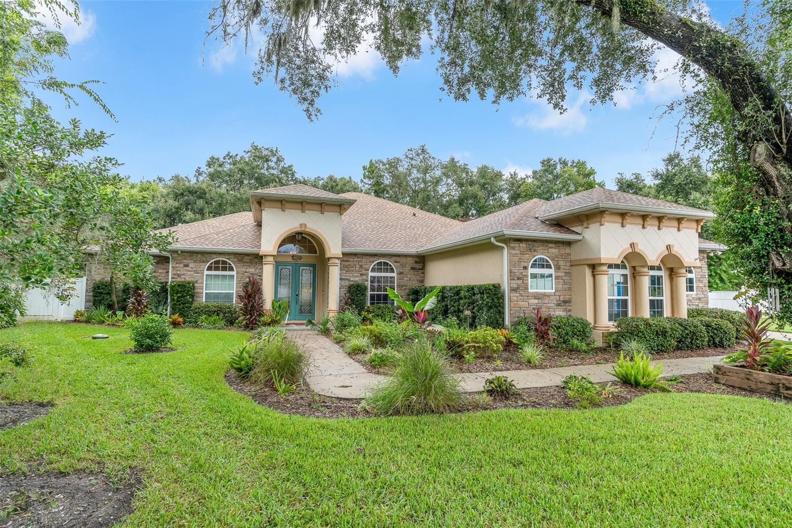 Single Family Residence at 3384 COUNTRY MANOR DR, SOUTH DAYTONA, photo 3 of 53