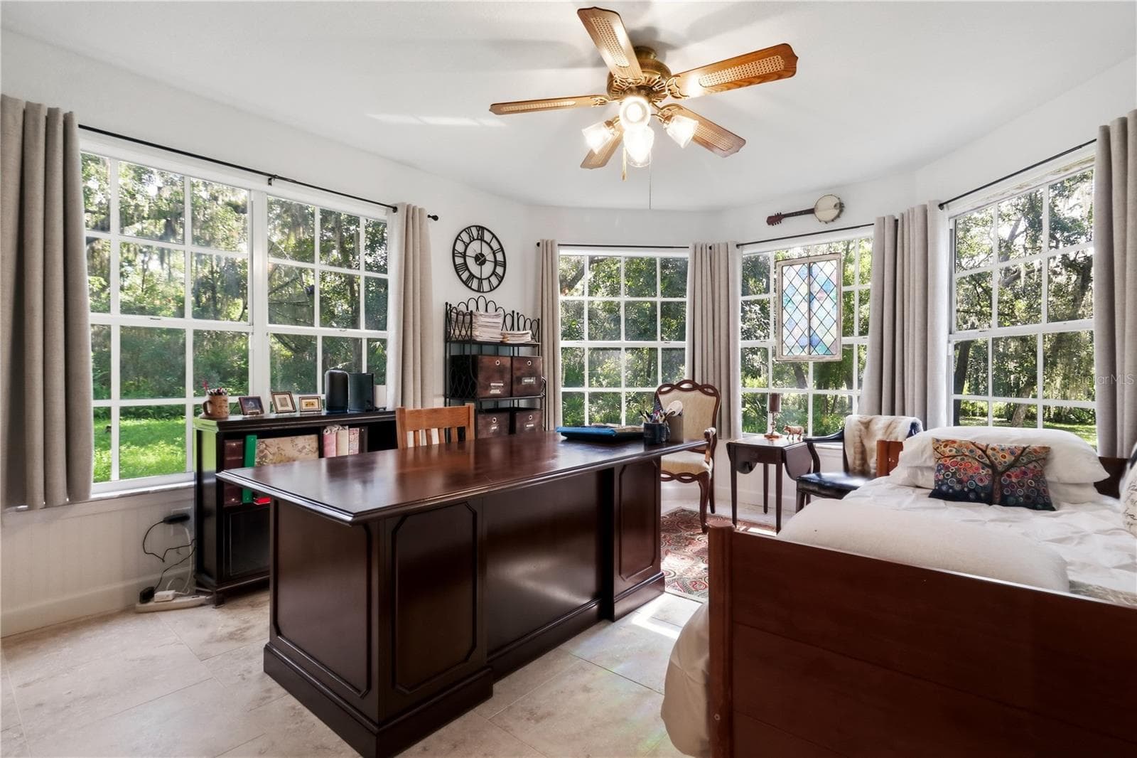 office/4th bedroom option - 5225 GRIFFIN RD, BROOKSVILLE
