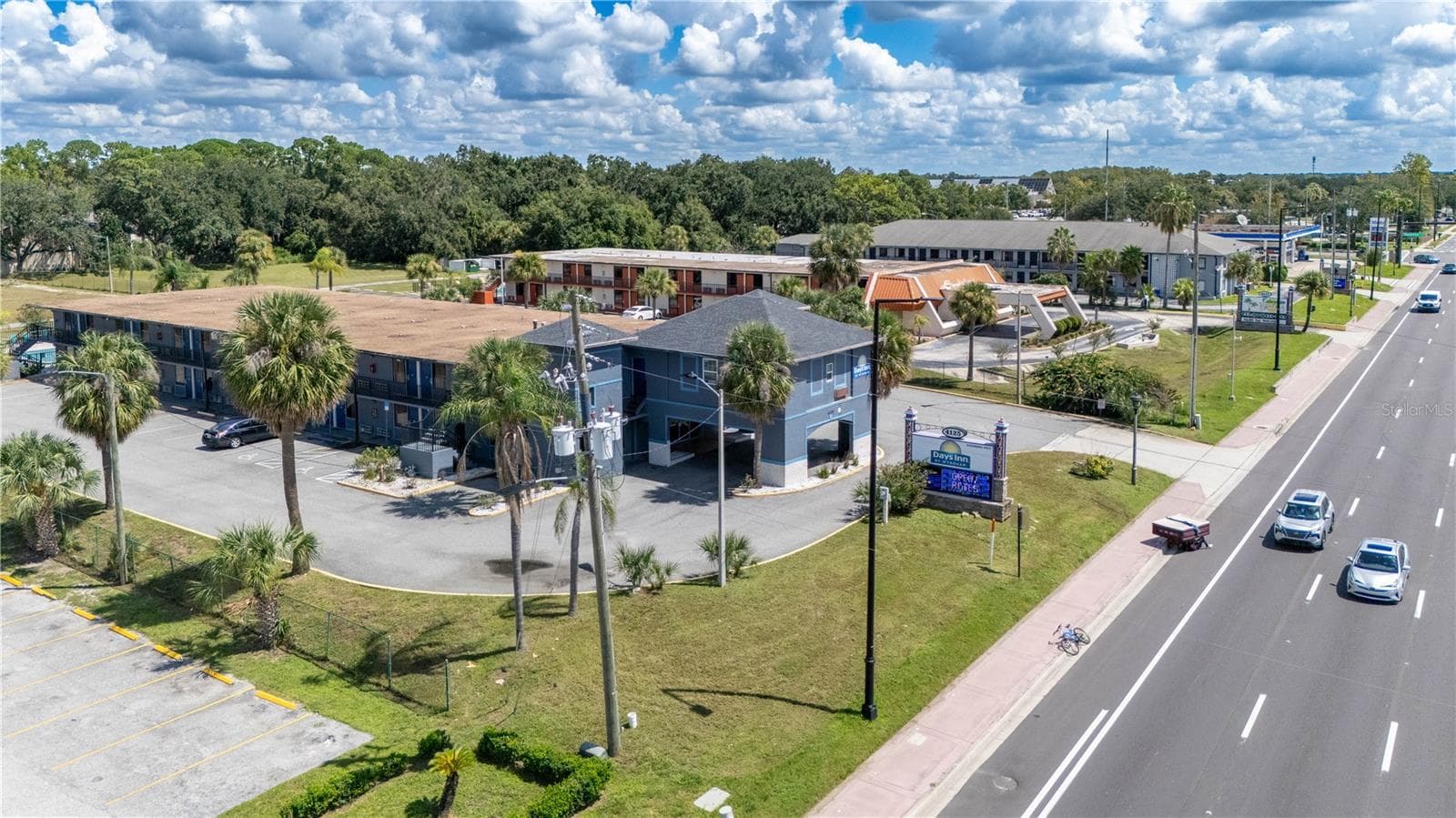 Hotel/Motel at 4125 W VINE ST, KISSIMMEE, photo 3 of 35
