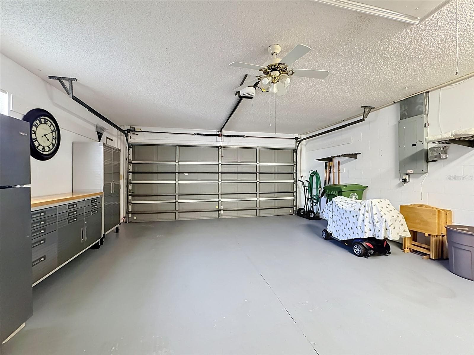 Garage - 4547 FERN DR, BRADENTON