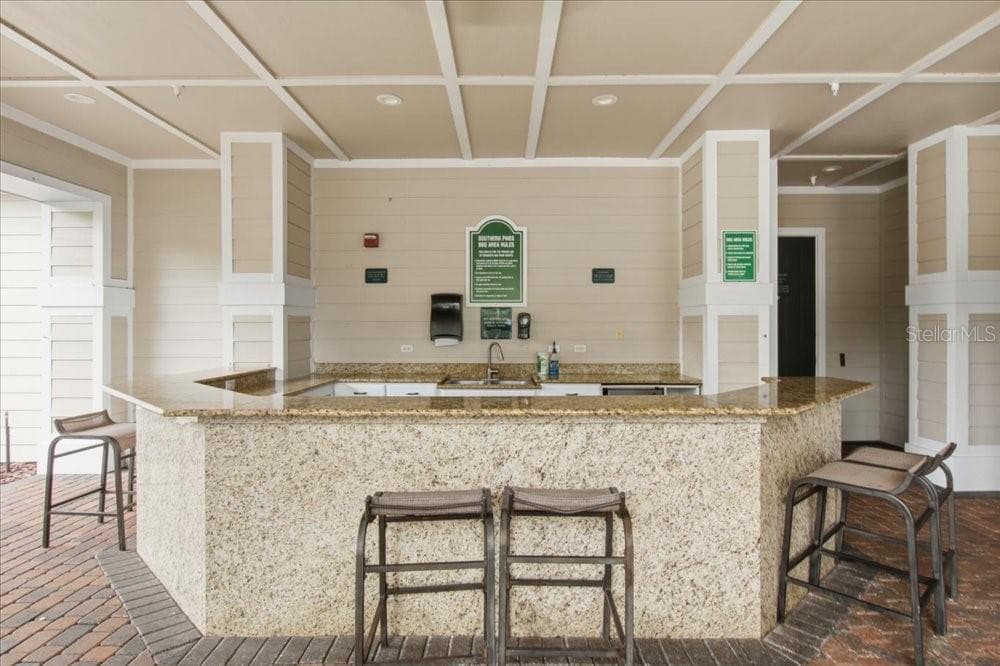 Community Kitchen - 341 SOUTHERN PECAN CIR #202, WINTER GARDEN