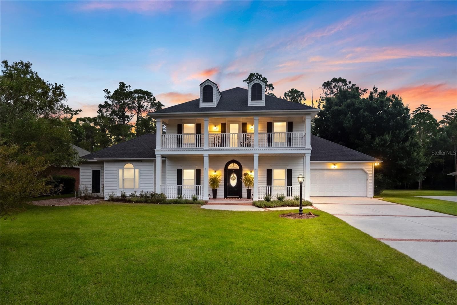 22 FOXFORDS CHASE