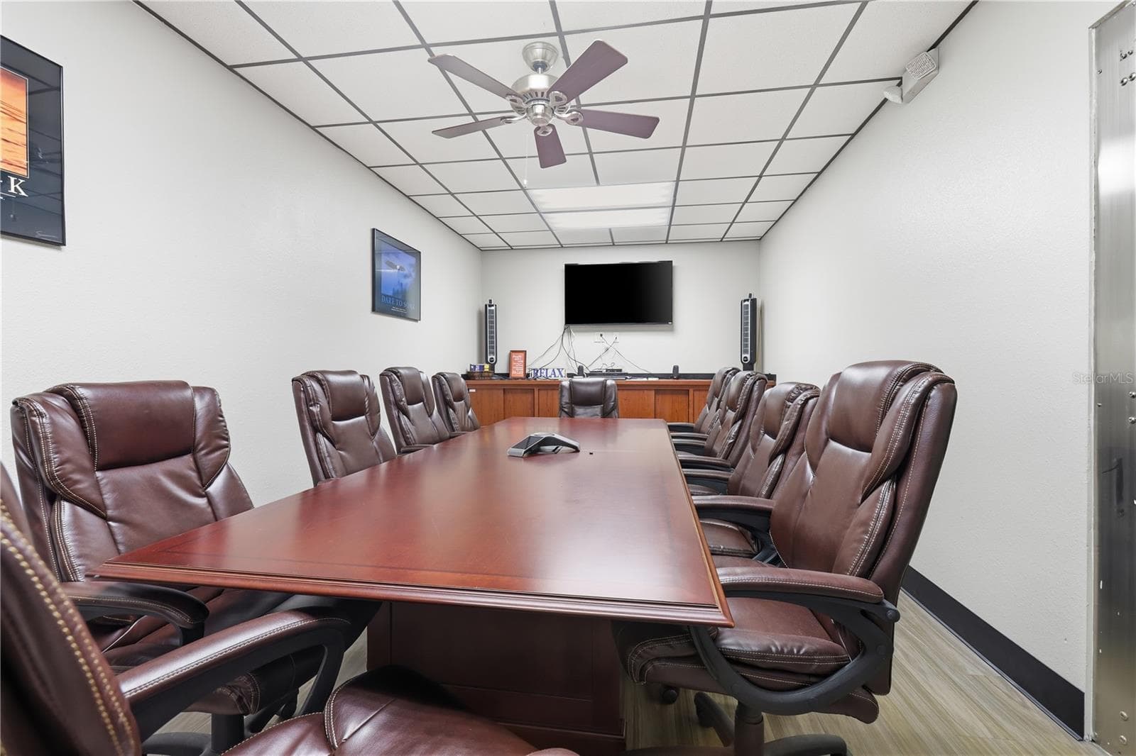 Office at 892 DELTONA BLVD, DELTONA, photo 45 of 83