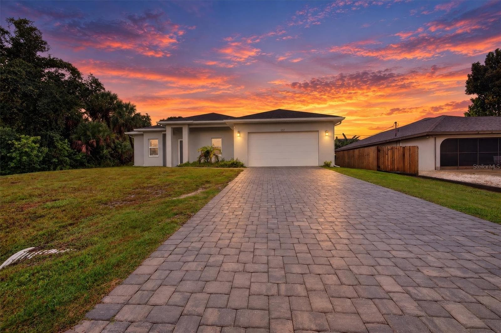 Single Family Residence at 237 EPPINGER DR, PORT CHARLOTTE, photo 2 of 61