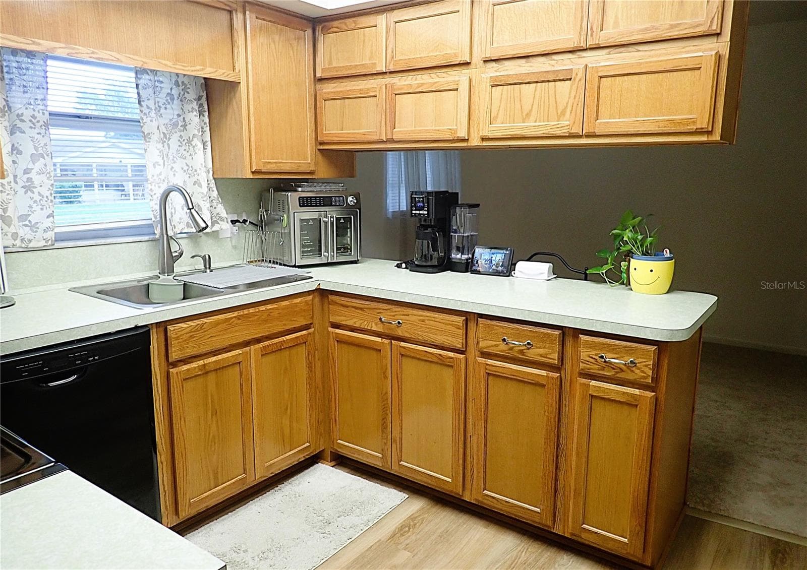Single Family Residence at 3833 TWILIGHT DR, VALRICO, photo 12 of 40