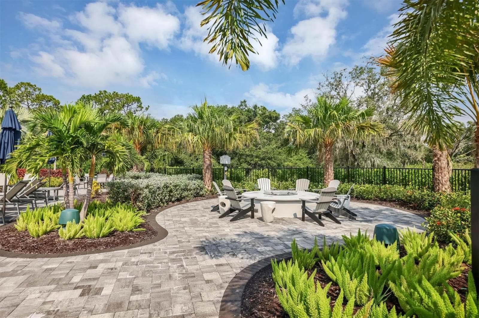 Single Family Residence at 6126 BLUESTAR CT, LAKEWOOD RANCH, photo 48 of 52