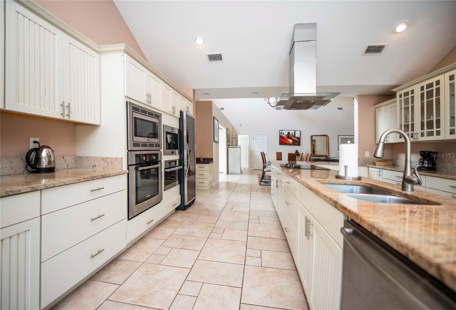 Single Family Residence at 12941 BELLERIVE DR, CLERMONT, photo 10 of 36
