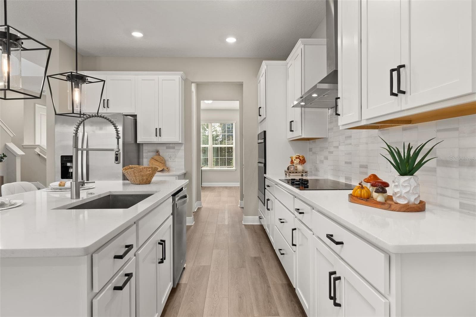 Single Family Residence at 14099 FRASIER ST, WINTER GARDEN, photo 14 of 91