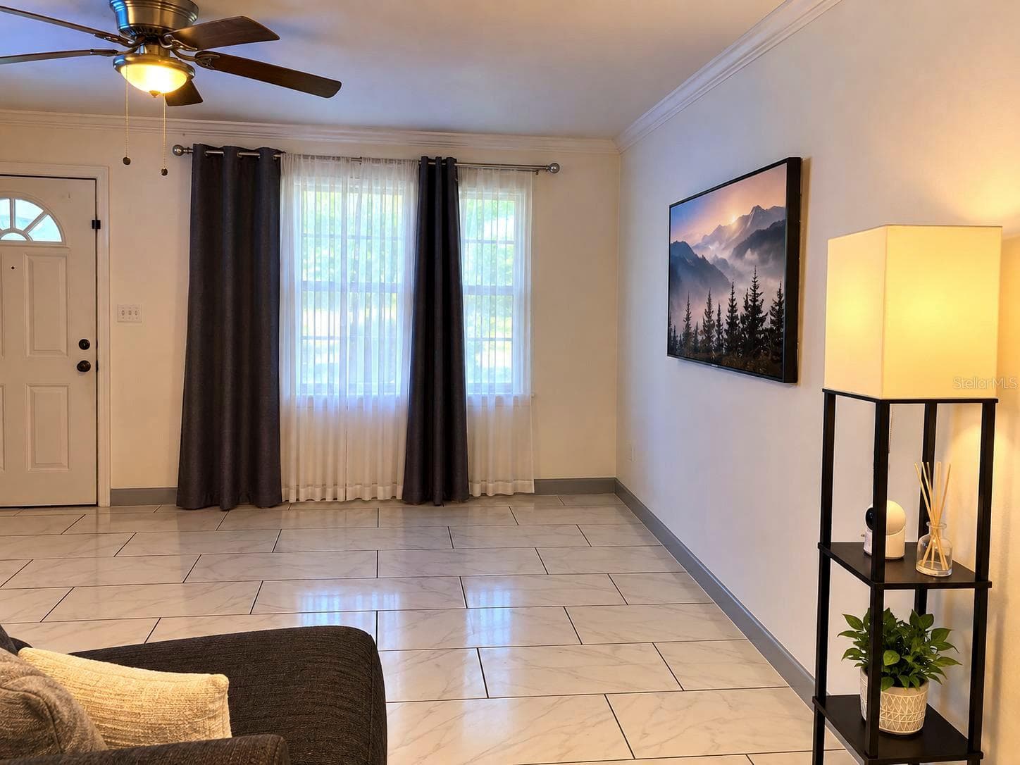 Living - 4012 CORNISH DR, TALLAHASSEE