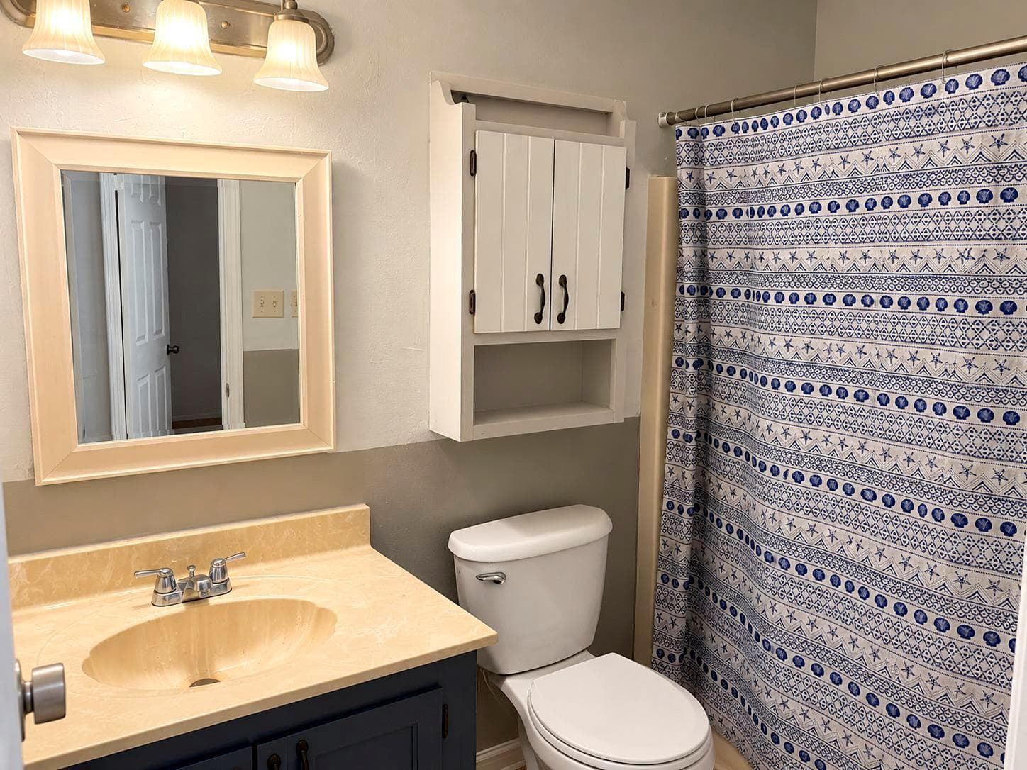 Primary Bath - 4012 CORNISH DR, TALLAHASSEE