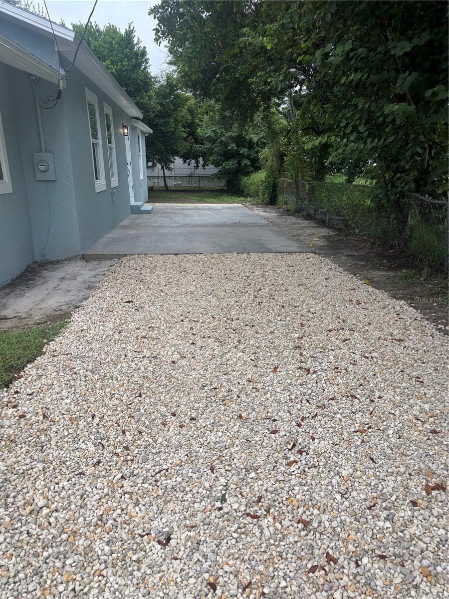 Single Family Residence at 518 ORANGE ST, AUBURNDALE, photo 2 of 24