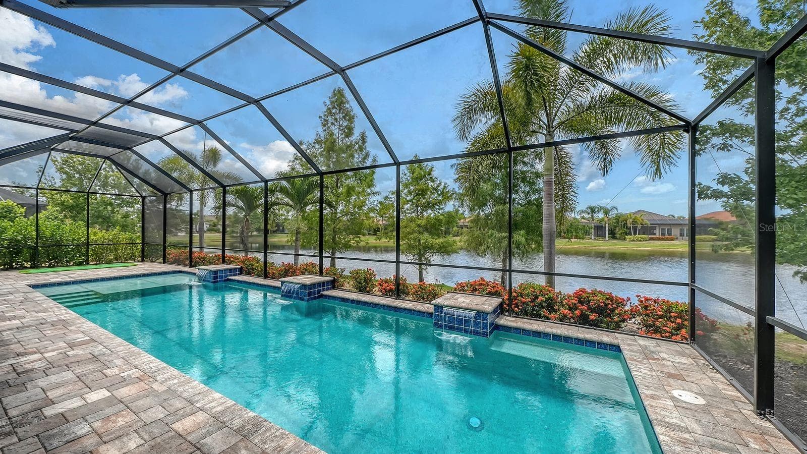 Single Family Residence at 16720 BERWICK TER, LAKEWOOD RANCH, photo 3 of 57